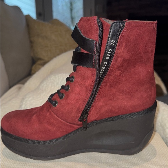 almost new Fly London Jaso Ankle Boots rust Suede sz 38 7.5 -8 jabi - Picture 5 of 5